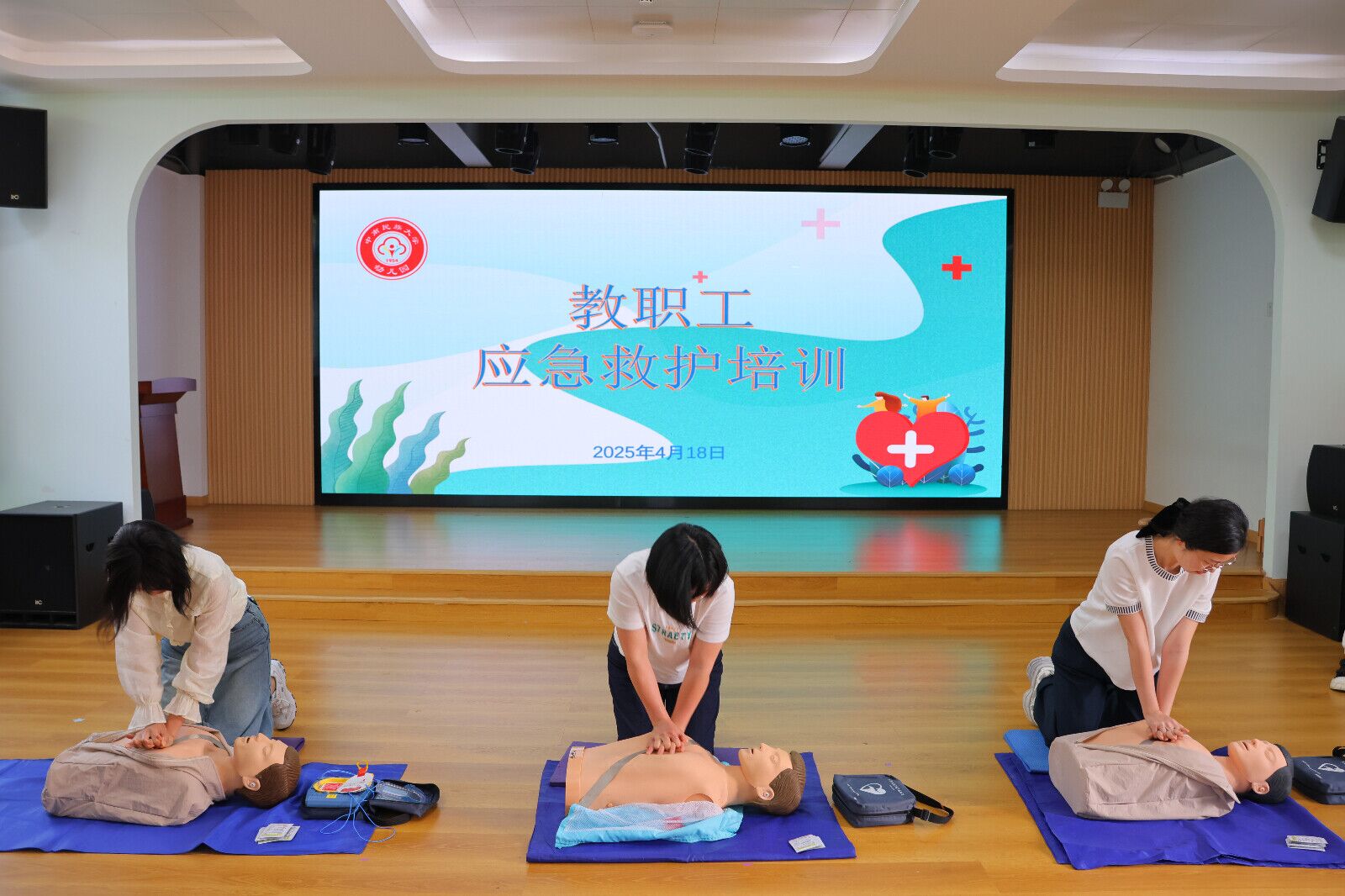 实操演练。廖琼芳摄.jpg